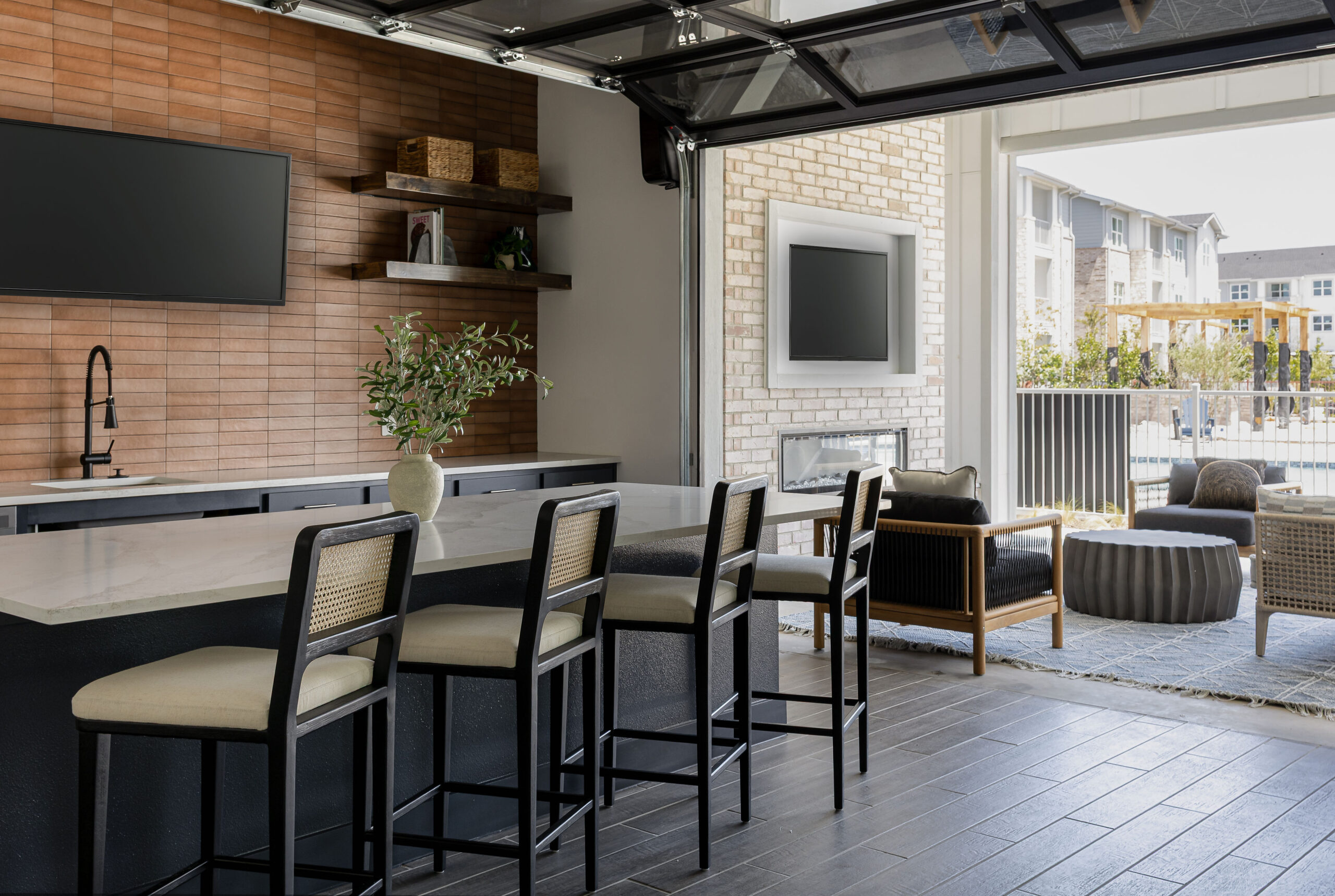 Mood-Elevon-008-TV (1)